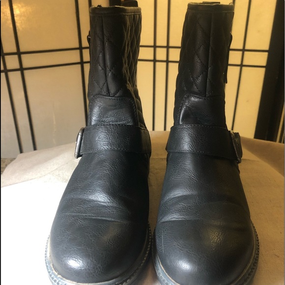 American Eagle boots - Picture 2 of 8